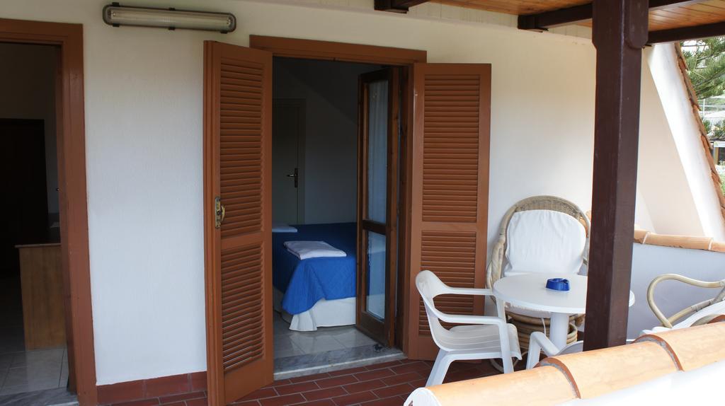 Aparthotel Le Roccette Mare Tropea Camera foto