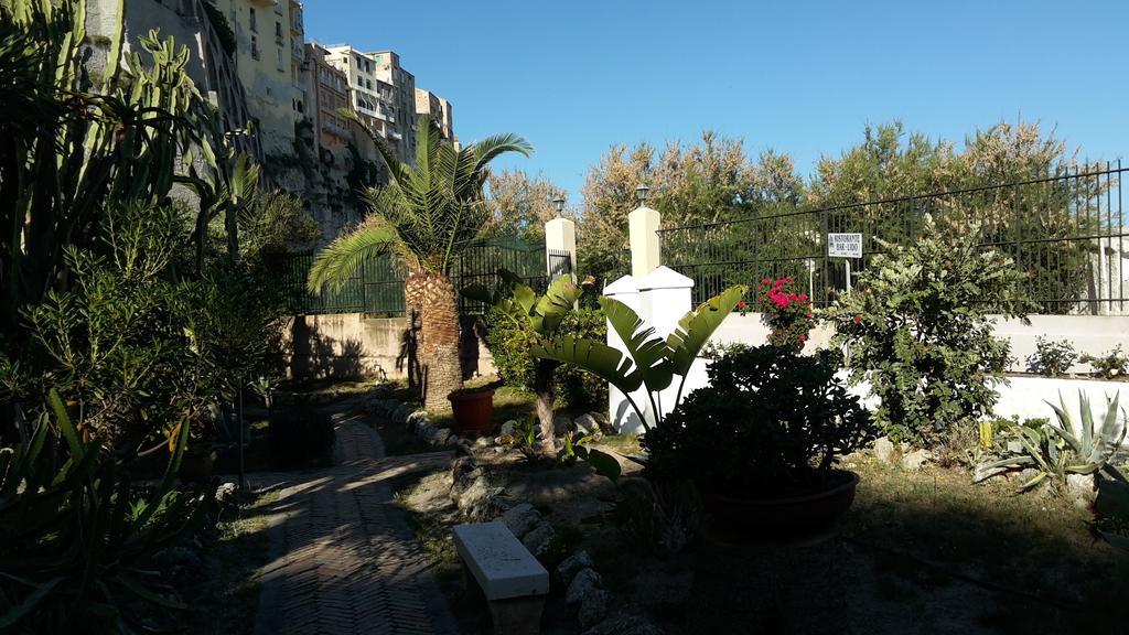Aparthotel Le Roccette Mare Tropea Esterno foto