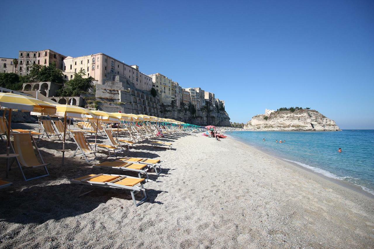 Aparthotel Le Roccette Mare Tropea Esterno foto
